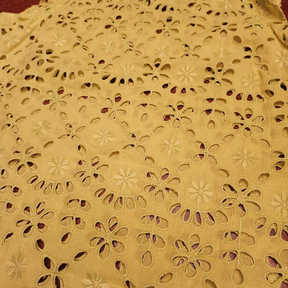 Women's J.CREW Yellow Eyelet Blouse S A1 - Picture 3 of 6